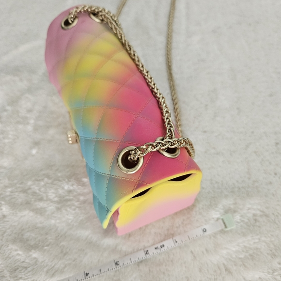 NEW Rainbow Quilted Colorful Gold Chain Bag Pastel Y2K Girlhoodcore Vegan - Picture 10 of 10